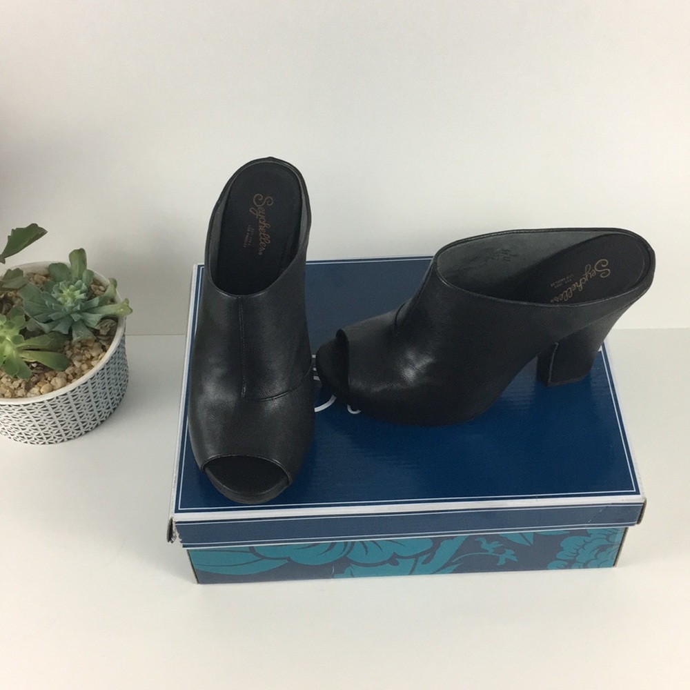 Seychelles Peep Toe Heels size 9